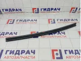 Уплотнитель стекла переднего правого Renault Fluence 803300029R