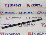 Уплотнитель стекла заднего правого Renault Fluence 823300027R