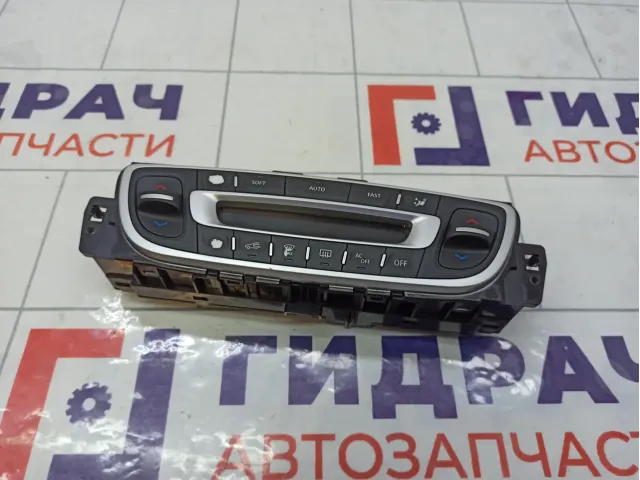 Блок управления климатической установкой Renault Fluence 275100018R