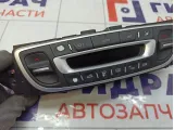 Блок управления климатической установкой Renault Fluence 275100018R