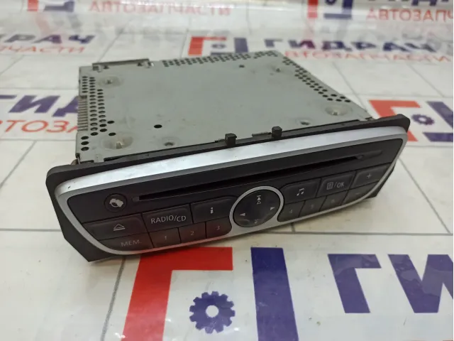 Магнитола Renault Fluence 281150030R