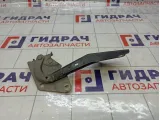 Петля капота правая Renault Fluence 654000016R
