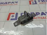 Крючок капота Renault Fluence 656200018R