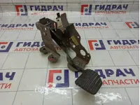 Педаль тормоза Renault Fluence 465010021R