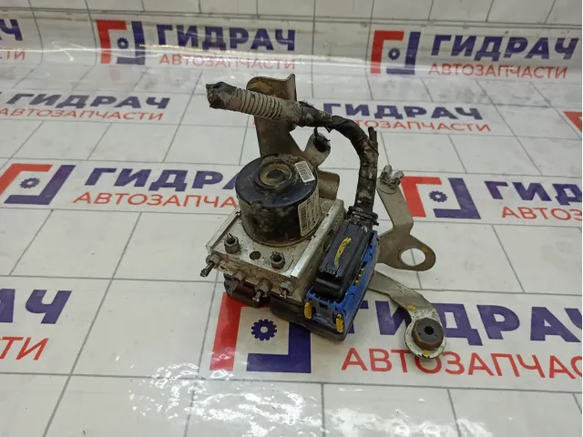 Блок ABS Renault Fluence 476606747R