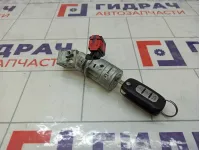 Замок зажигания Renault Fluence 8200214168