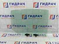 Стекло двери задней правой Renault Fluence 823000018R