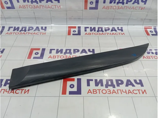Накладка двери задней левой наружная Renault Fluence 828770007R