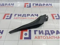 Накладка решетки стеклоочистителя правая Renault Fluence 668620027R