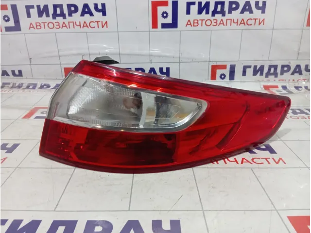 Фонарь задний наружный правый Renault Fluence 265502140R