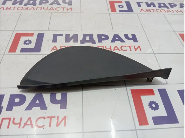 Накладка торпедо левая с торца Renault Fluence 689212078R