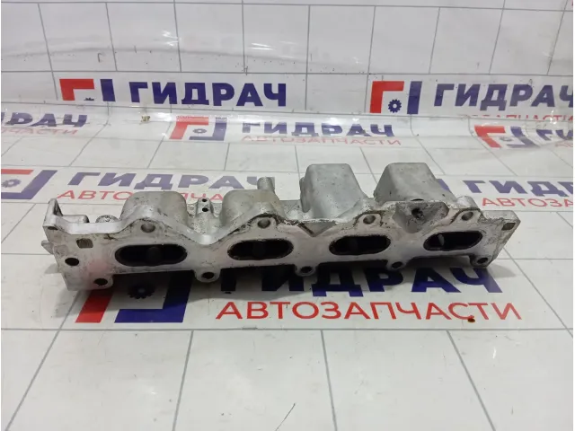 Коллектор впускной Renault Fluence 8200329496