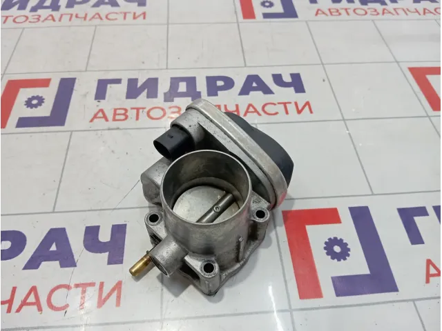 Заслонка дроссельная электрическая Renault Fluence 8200171134