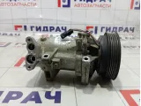 Компрессор кондиционера Renault Fluence 8201025121