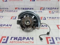 Кулак поворотный передний правый Renault Fluence 400140080R