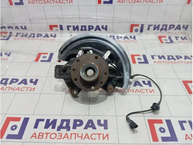 Кулак поворотный передний правый Renault Fluence 400140080R
