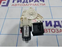 Моторчик стеклоподъемника задний правый Renault Fluence 827306548R