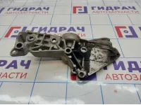 Кронштейн генератора Renault Fluence 8200669495