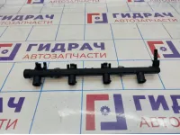 Рейка топливная Renault Fluence 8200135504