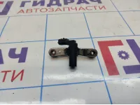 Датчик положения коленвала Renault Fluence 8200746497