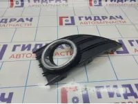 Рамка противотуманной фары правой Renault Fluence 261523809R