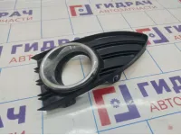 Рамка противотуманной фары левой Renault Fluence 261521098R