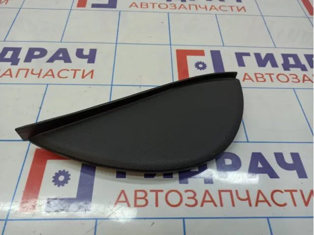Накладка торпедо левая с торца Renault Fluence 689212078R