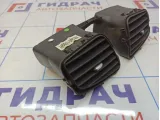 Дефлектор воздушный центральный Renault Fluence 682600047R