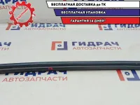 Уплотнитель стекла двери переднего правого Renault Fluence 803300029R. Внутренний.