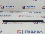 Уплотнитель стекла двери переднего правого Renault Fluence 803300029R. Внутренний.