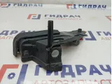 Крышка петли капота левая Renault Fluence 668630020R.