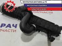 Патрубок воздушного фильтра Renault Fluence 165787192R.