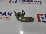Кронштейн радиатора правый Renault Fluence 625B40005R.