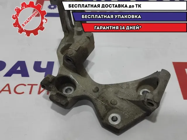 Кронштейн натяжителя Renault Fluence .