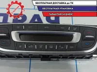 Блок управления климатической установкой Renault Fluence 275100018R.
