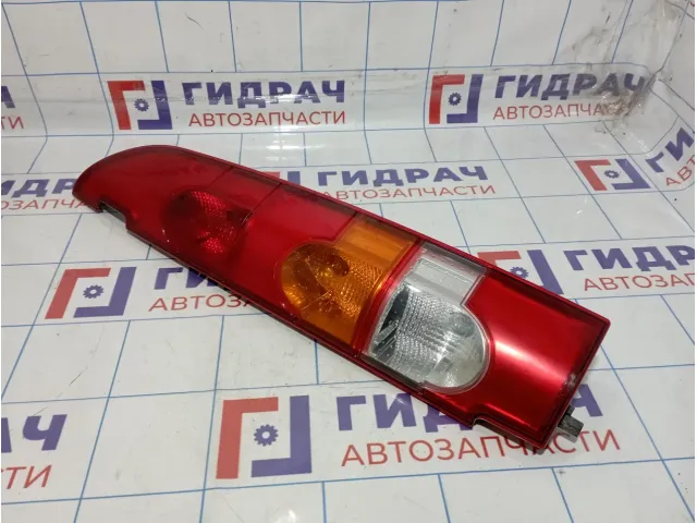 Фонарь задний правый Renault Kangoo (KC) 8200150625