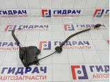 Замок двери передней правой Renault Kaptur 805022764R