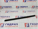 Уплотнитель стекла переднего левого Renault Kaptur 803314772R