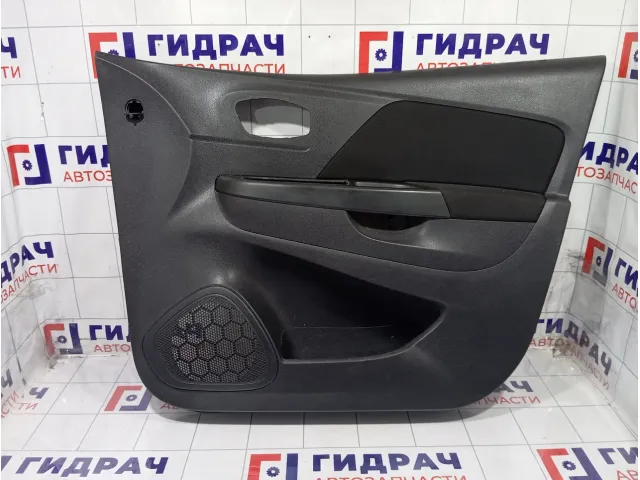 Обшивка двери передней правой Renault Kaptur 809006003R