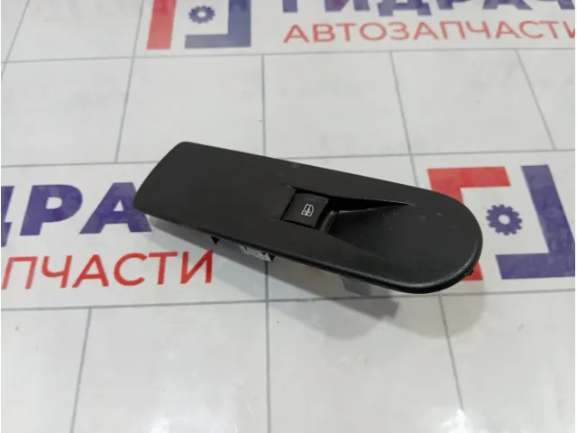 Кнопка стеклоподъемника переднего правого Renault Kaptur 254218614R