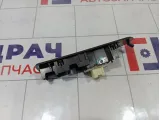 Кнопка стеклоподъемника переднего правого Renault Kaptur 254218614R