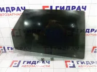 Стекло двери задней правой Renault Kaptur 823008326R