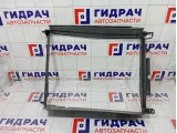 Дефлектор радиатора Renault Kaptur 215597164R
