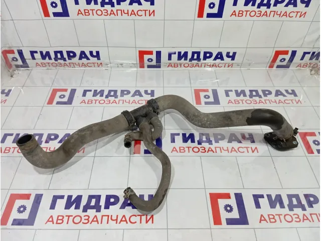 Патрубок охлаждения Renault Kaptur 215018390R