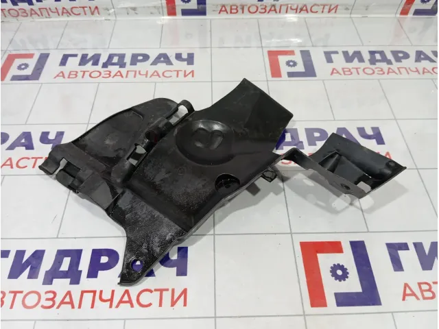 Пыльник двигателя левый Renault Kaptur 638311402R