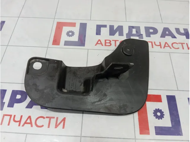 Брызговик передний правый Renault Kaptur 638507247R