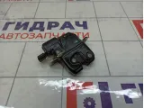 Замок багажника Renault Kaptur 905039428R