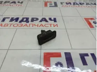 Кнопка открывания багажника Renault Kaptur 8200076256