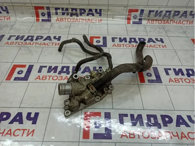 Фланец двигателя системы охлаждения Renault Kaptur 110604754R