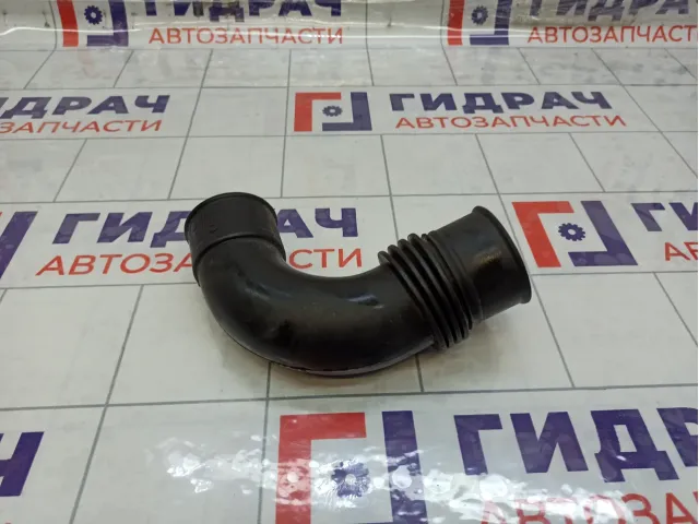 Патрубок воздушного фильтра Renault Kaptur 165555731R